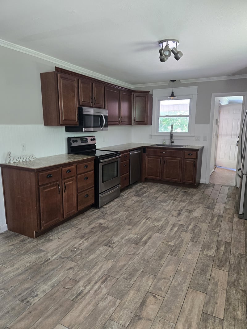4177 Highway 96 , Burns, TN 37029
