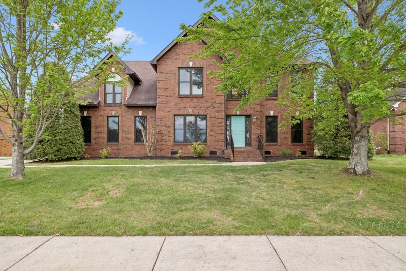 3073 Schoolside St, Murfreesboro, TN 37128