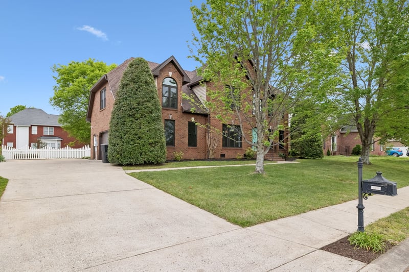 3073 Schoolside St, Murfreesboro, TN 37128