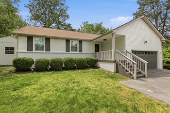 7012 Cotton Blossom Ln, Nashville, TN 37221