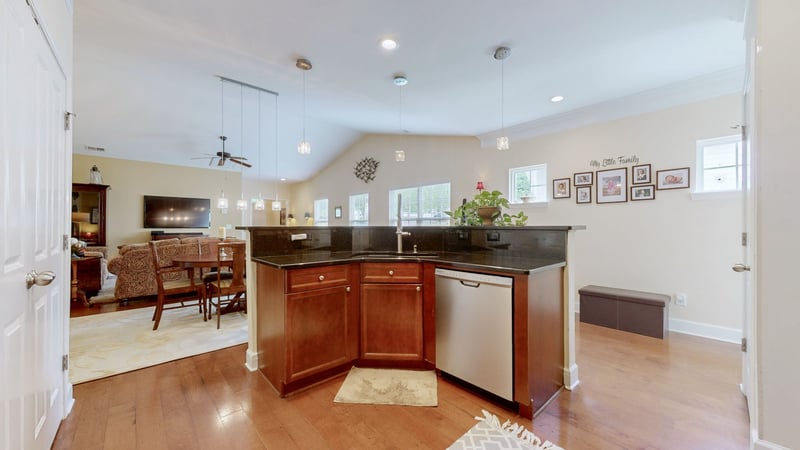 2425 Alteras Dr, Nashville, TN 37211