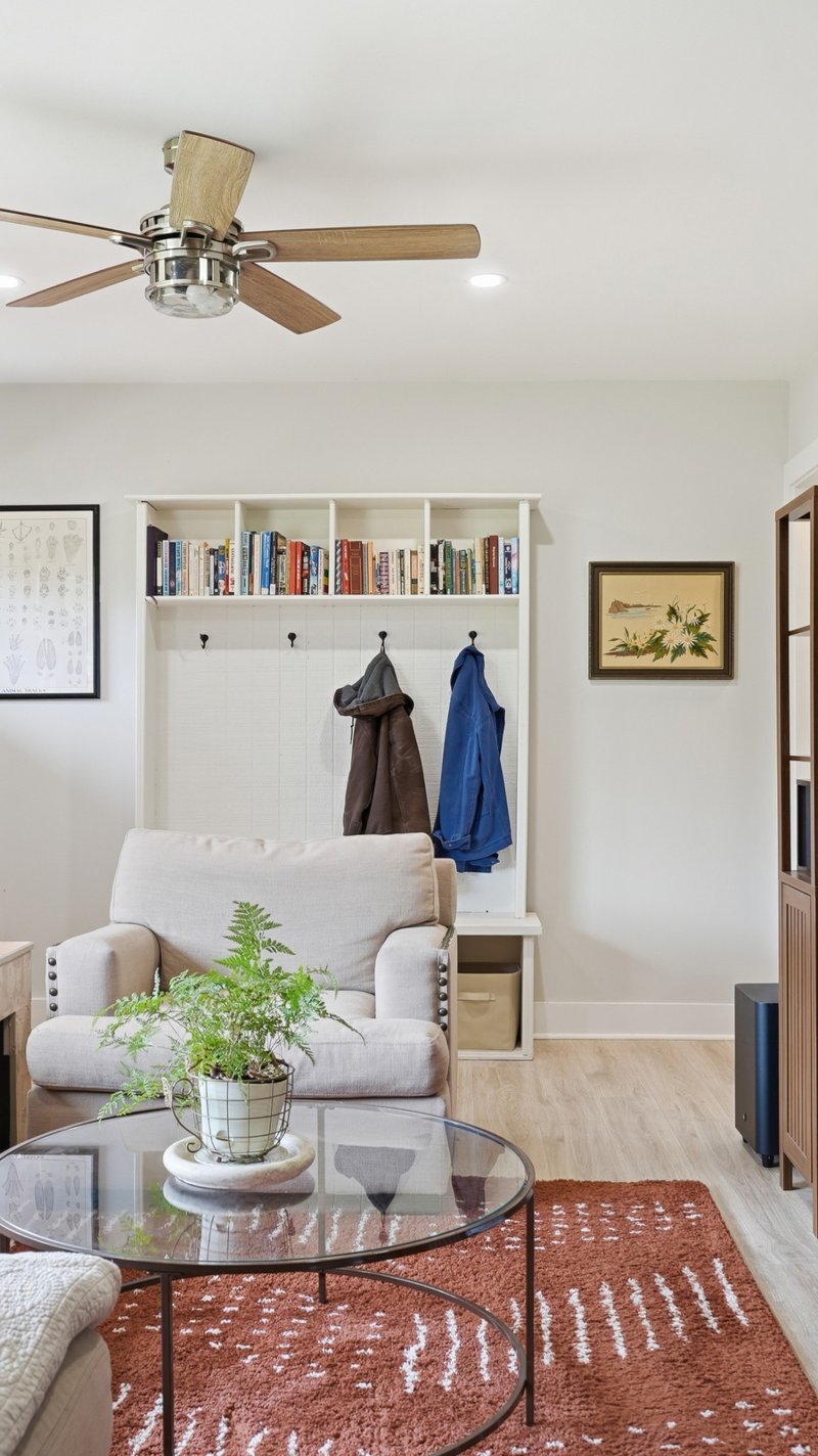 392 Brewer Dr, Nashville, TN 37211