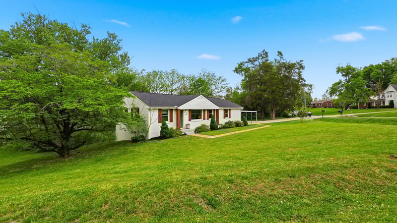 392 Brewer Dr, Nashville, TN 37211