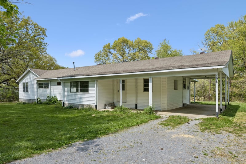 5944 Shores Rd, Murfreesboro, TN 37128