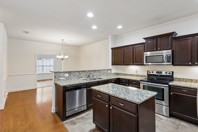 217 Whiteamore Rn, Murfreesboro, TN 37128