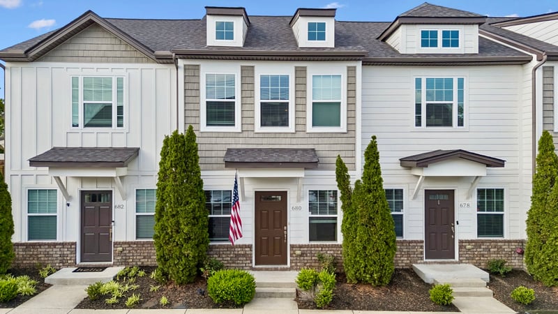 680 Bristol Creek Dr, Nashville, TN 37221