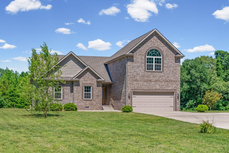 1083 Randy Rd, Ashland City, TN 37015