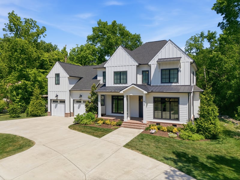 864 Battery Ln, Nashville, TN 37220