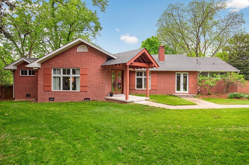 301 Browning Rd, Nashville, TN 37211