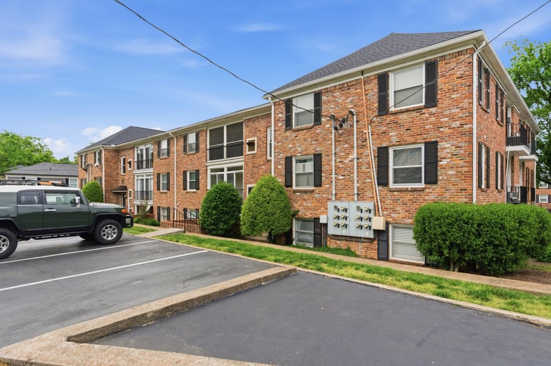 5025 Hillsboro Pike #15L, Nashville, TN 37215