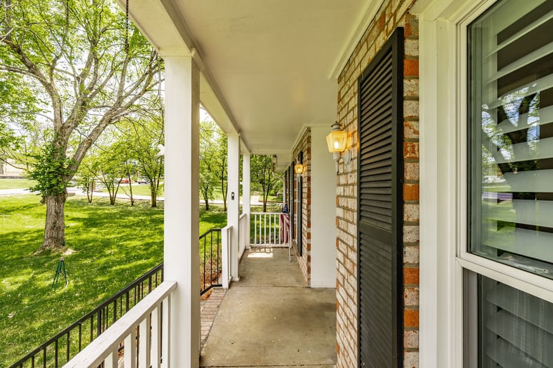 1525 Lipscomb Dr, Brentwood, TN 37027