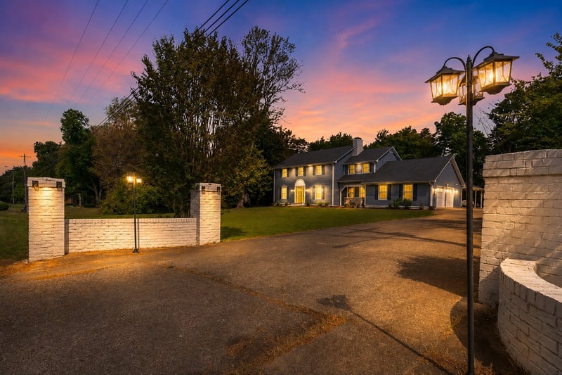 1430 Haynes Dr, Murfreesboro, TN 37129