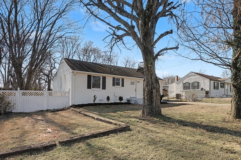 107 Garwood Dr, Nashville, TN 37210