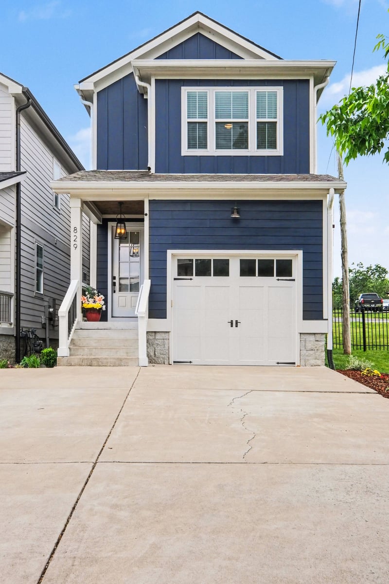829 Watts Ln, Nashville, TN 37209