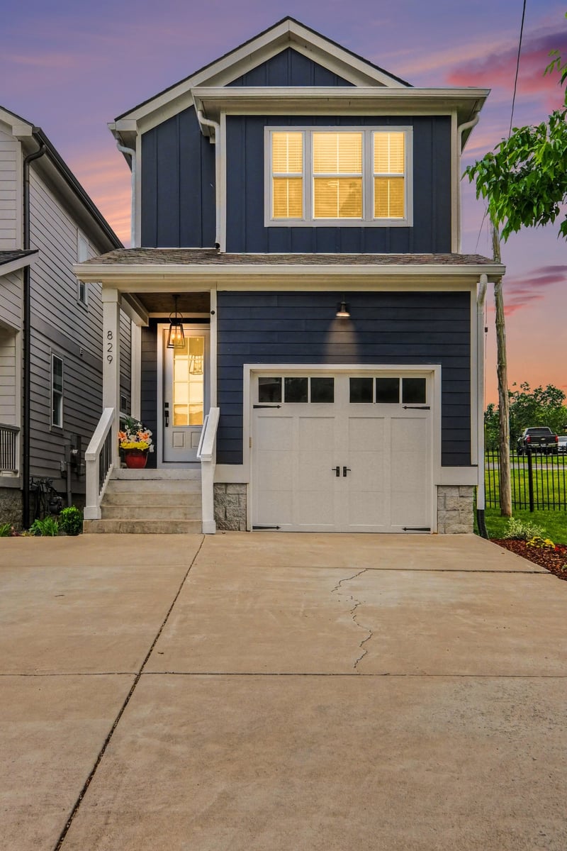 829 Watts Ln, Nashville, TN 37209