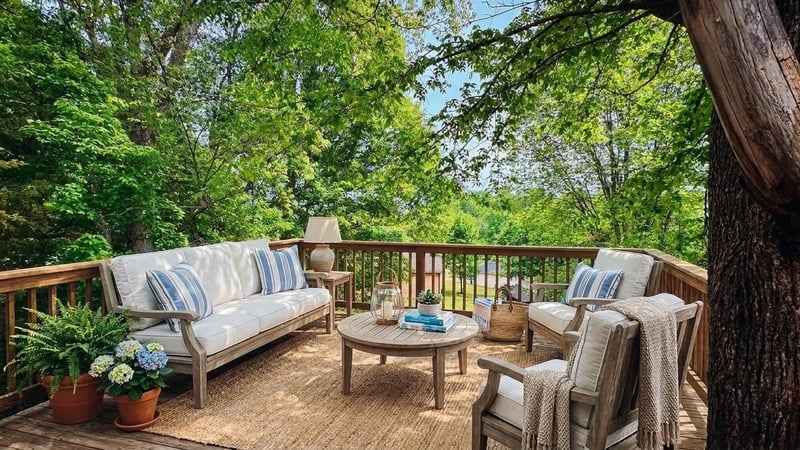 630 Debbie Dr, Hermitage, TN 37076