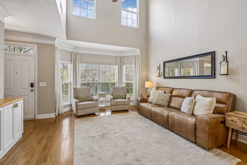 7053 Sunnywood Dr, Nashville, TN 37211