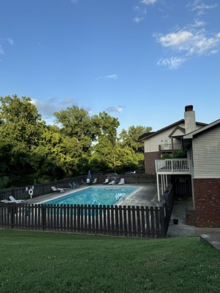 500 Paragon Mills Rd #M13, Nashville, TN 37211