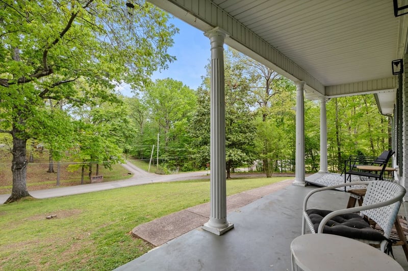 106 Canary Dr, Dickson, TN 37055