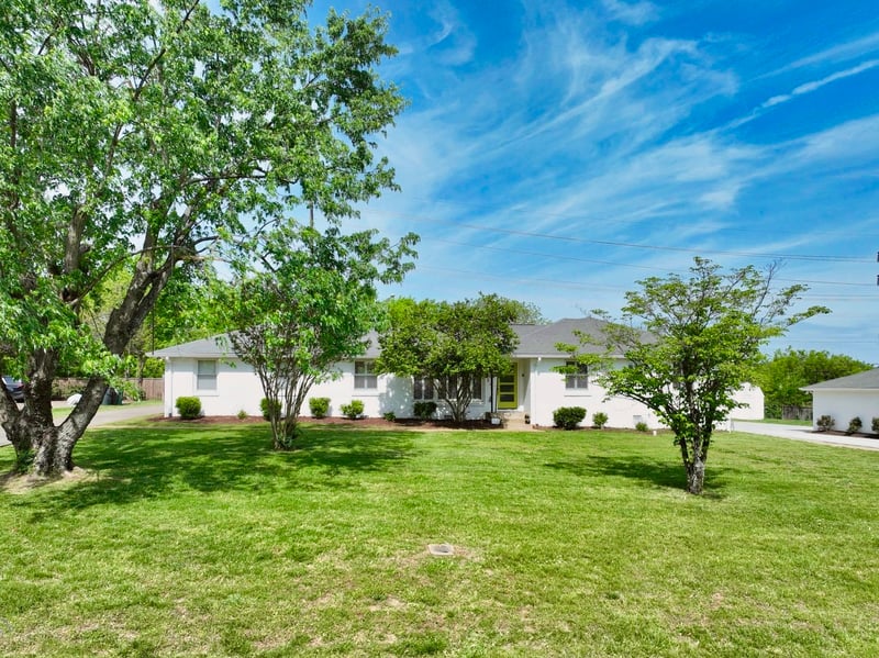 5141 Regent Dr, Nashville, TN 37220