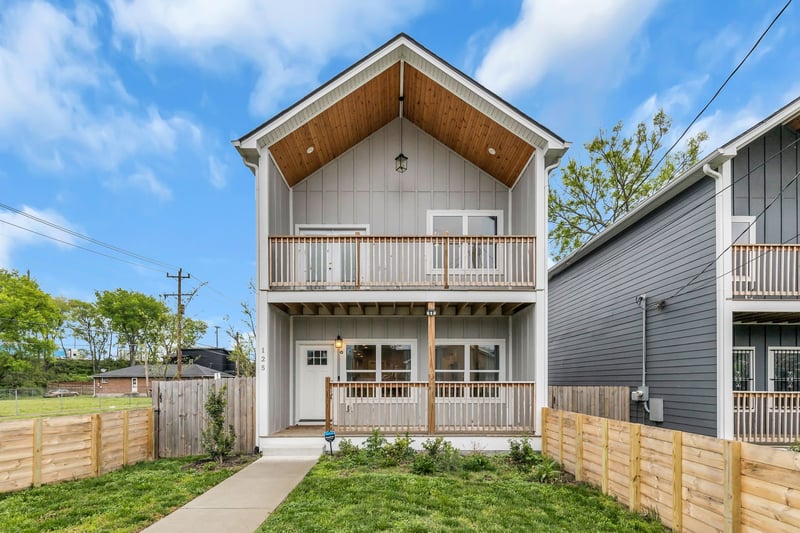 125 Lewis St, Nashville, TN 37210