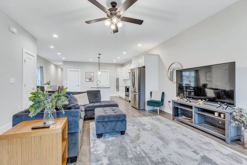 125 Lewis St, Nashville, TN 37210