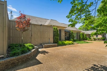 2723 Abbott Martin Rd, Nashville, TN 37215