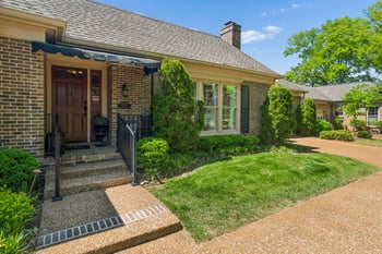 2723 Abbott Martin Rd, Nashville, TN 37215