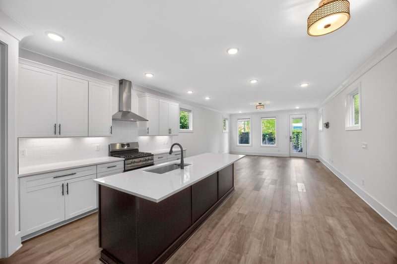 217 Eastmoreland St #A, Nashville, TN 37207