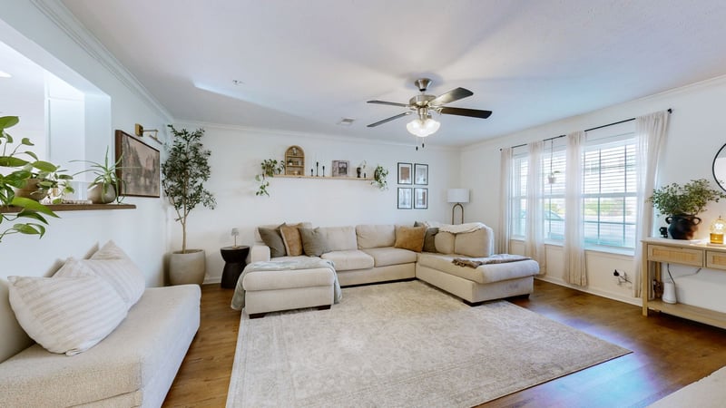 2037 Debonair Ln, Murfreesboro, TN 37128