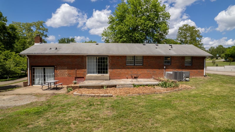 1145 Cherbron Dr, Nashville, TN 37207