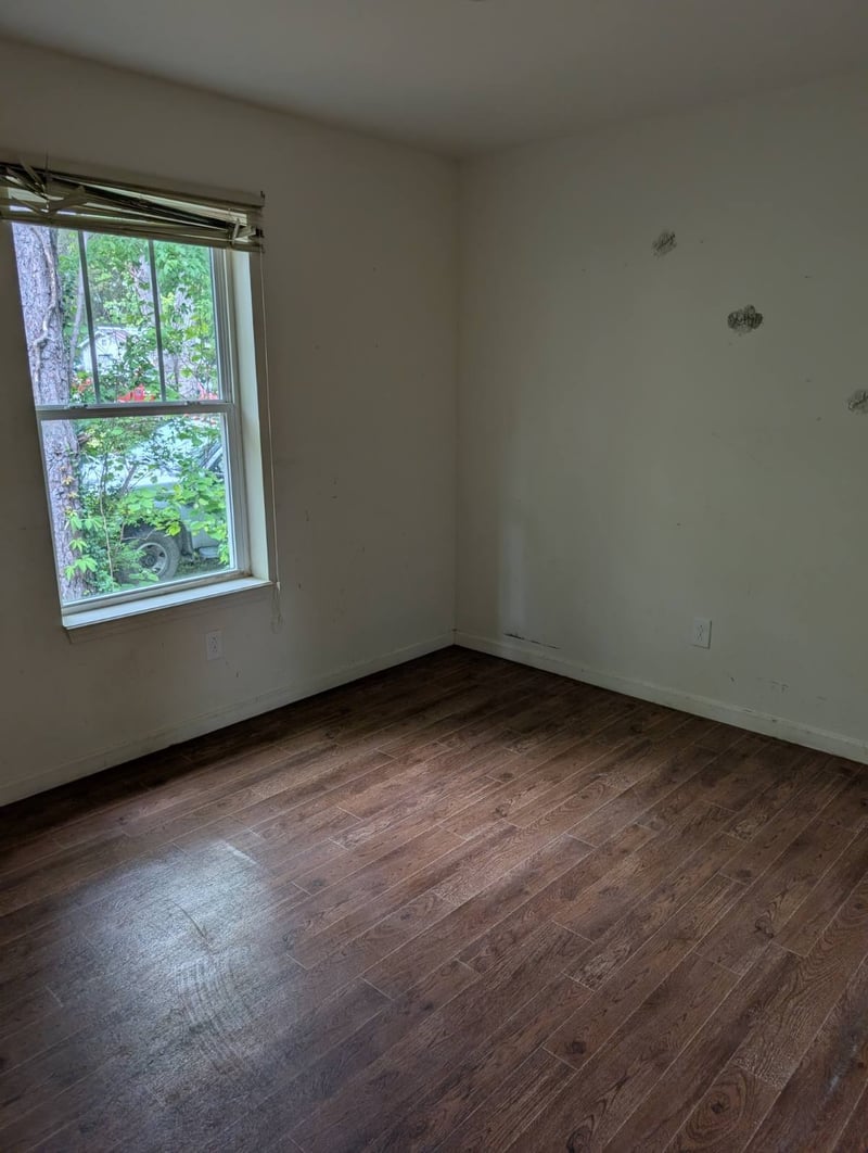 211 Central High St, Dickson, TN 37055
