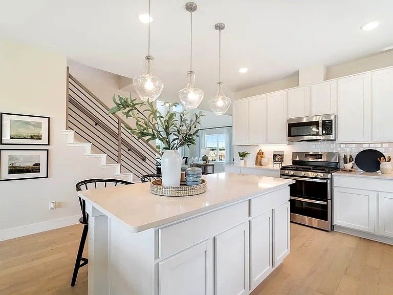 5114 Stonesbattle Pkwy, Murfreesboro, TN 37129