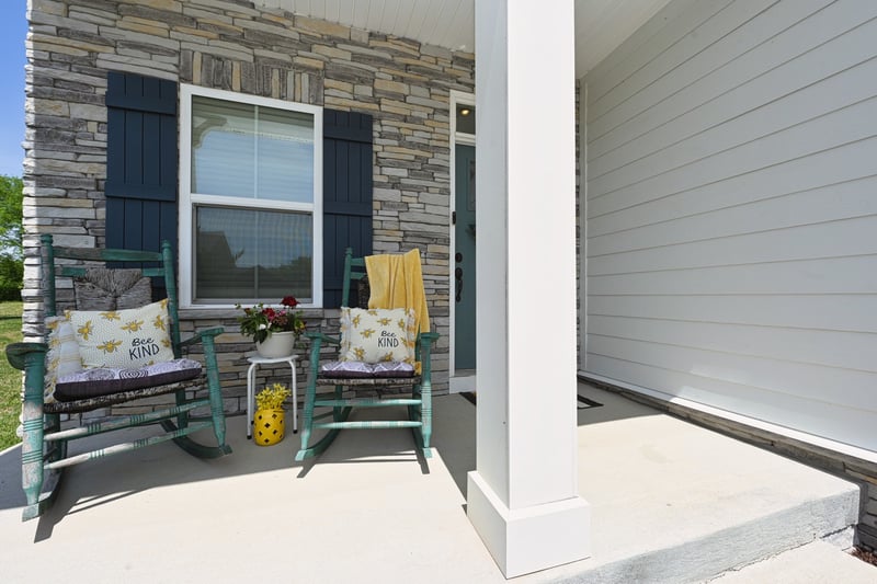 348 Oakley Dr, Gallatin, TN 37066