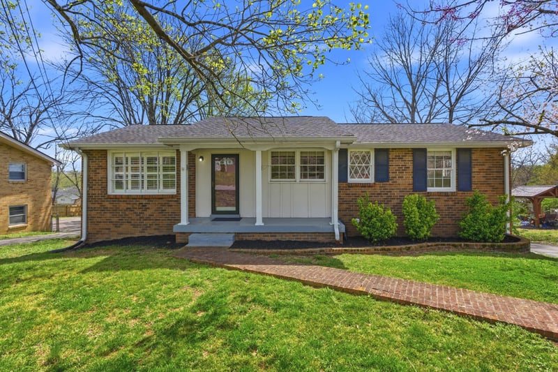 216 Whorley Dr, Nashville, TN 37217