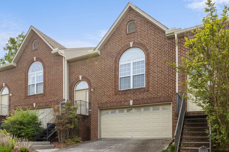 5752 Amalie Dr, Nashville, TN 37211