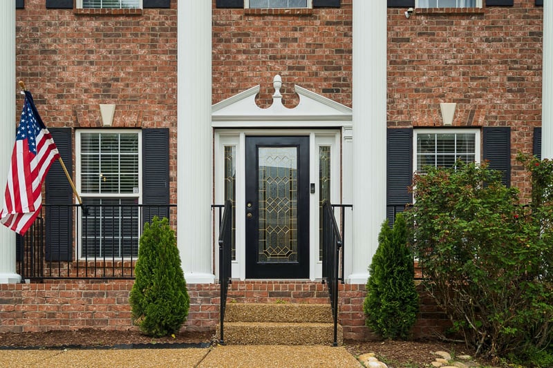 1216 Rockeford Dr, Nashville, TN 37221