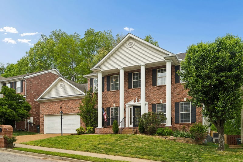 1216 Rockeford Dr, Nashville, TN 37221