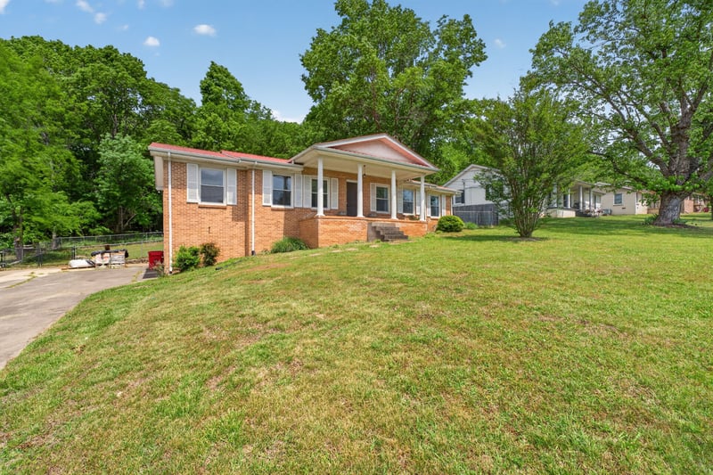621 Carmack Ave, Carthage, TN 37030