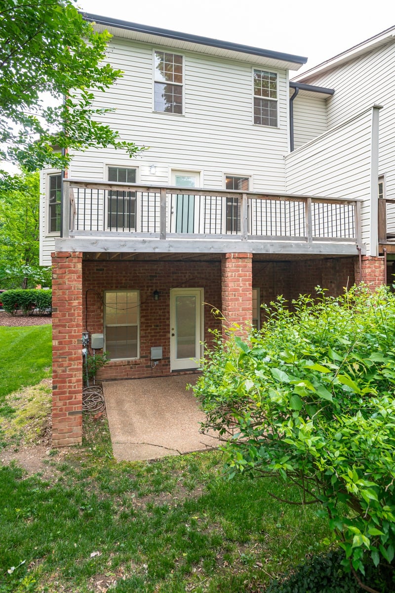 100 Carriage Ct, Brentwood, TN 37027