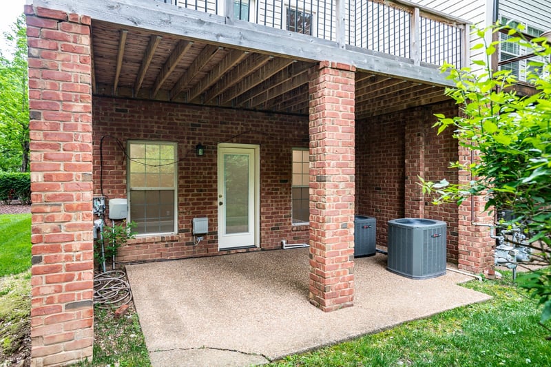 100 Carriage Ct, Brentwood, TN 37027