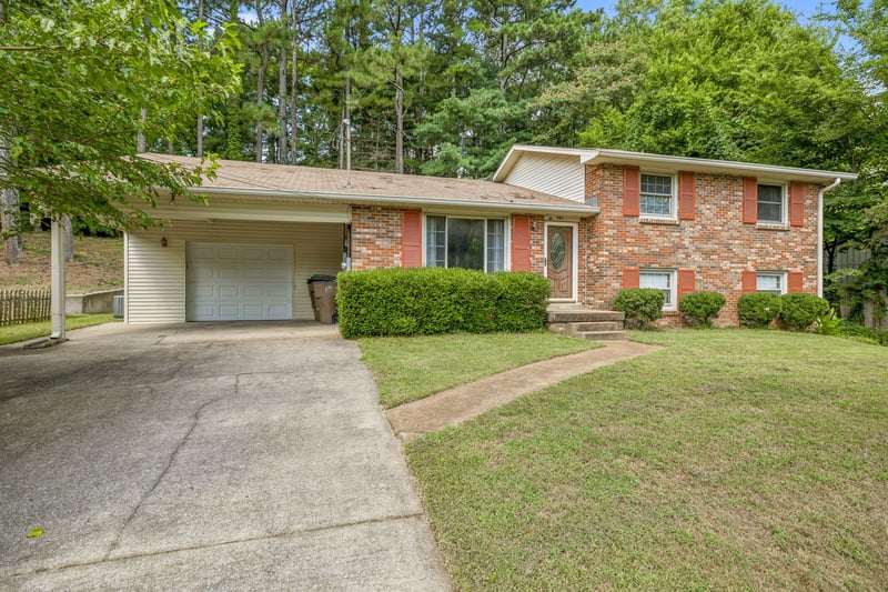 683 Brewer Dr, Nashville, TN 37211