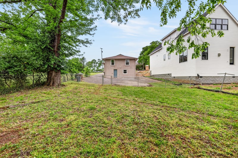 1411 Porter Rd, Nashville, TN 37206