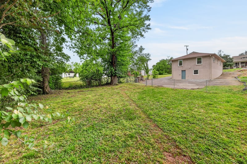 1411 Porter Rd, Nashville, TN 37206