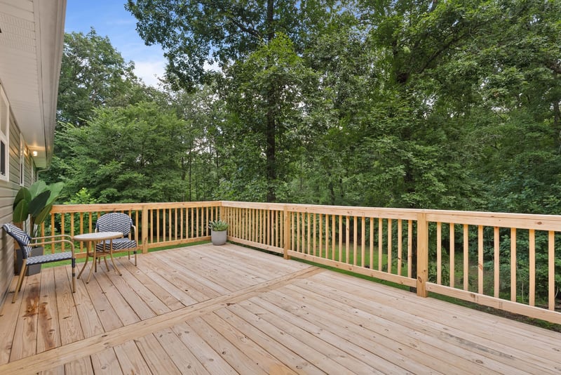 1330 Promise Land Rd, Charlotte, TN 37036