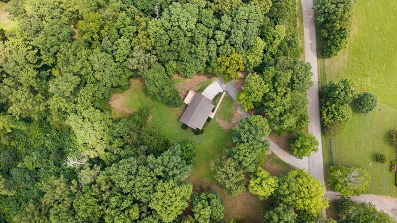 1330 Promise Land Rd, Charlotte, TN 37036
