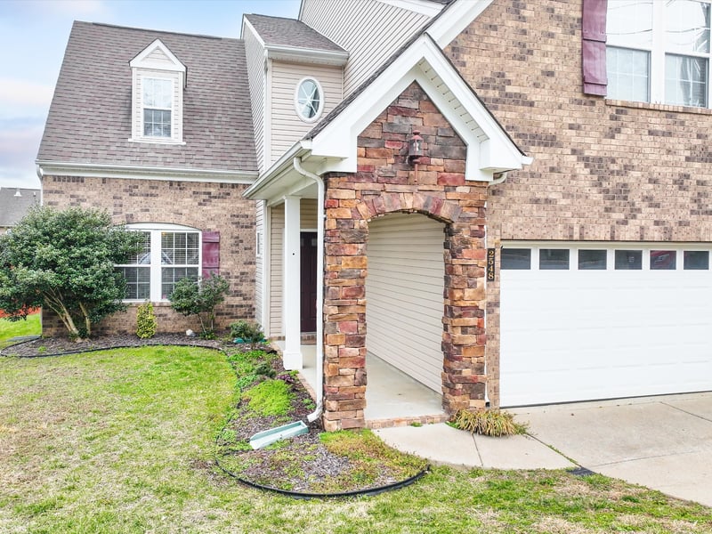 2548 Jordan Ridge Dr, Nashville, TN 37218
