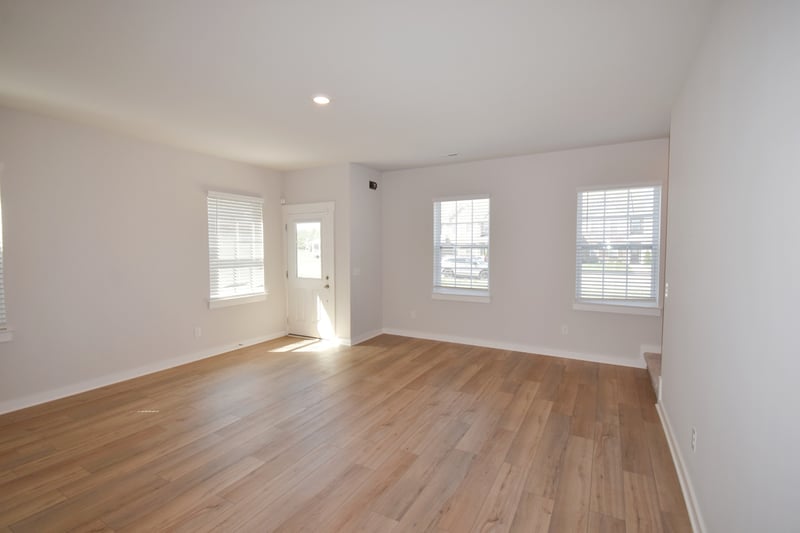 2279 Hospitality Ln, Murfreesboro, TN 37128