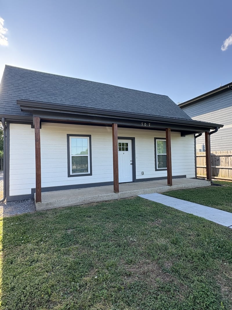 707 N Highland Ave, Murfreesboro, TN 37130