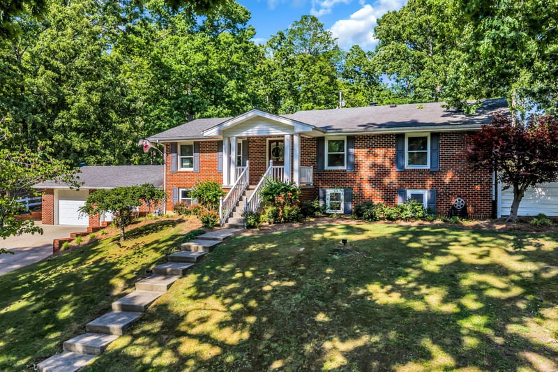 101 Sunrise Ln, Dickson, TN 37055